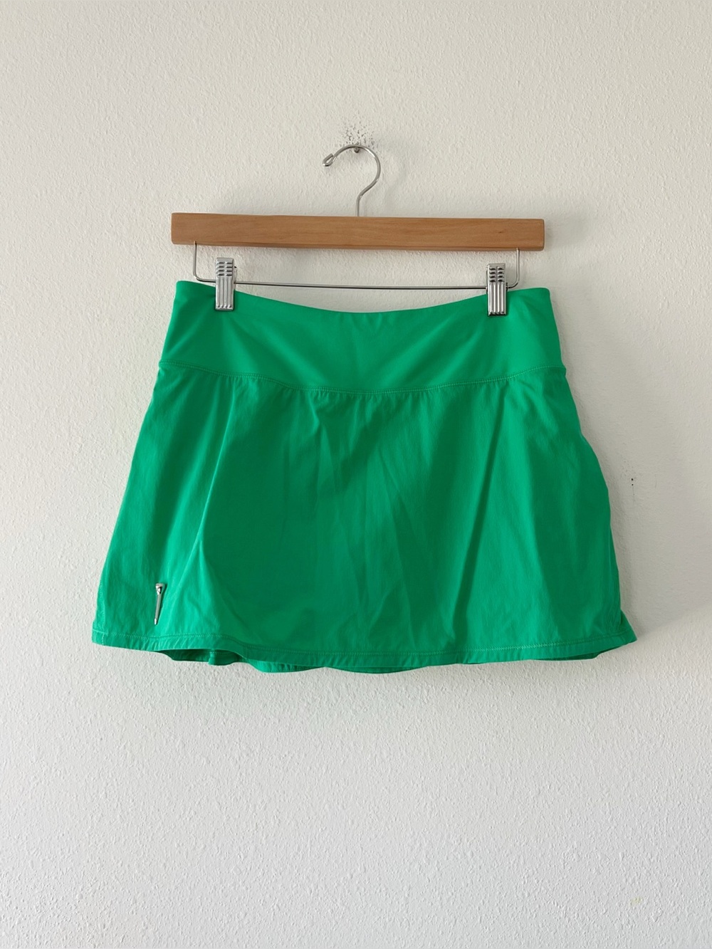FLIRTEE | Ruffle Golf Pickleball Skirt in Kelly Green | S